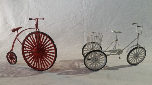 Vintage model wire frame - model,