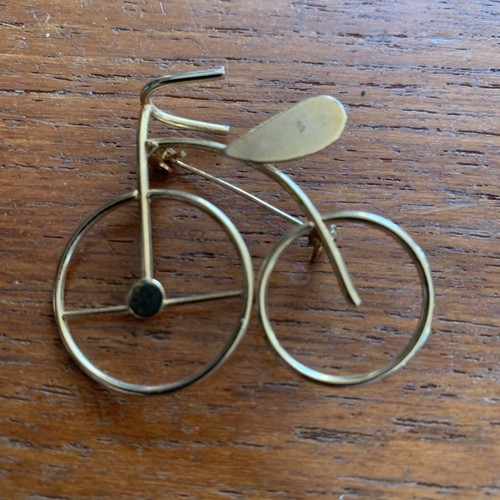 Gold tone old fashioned - old,